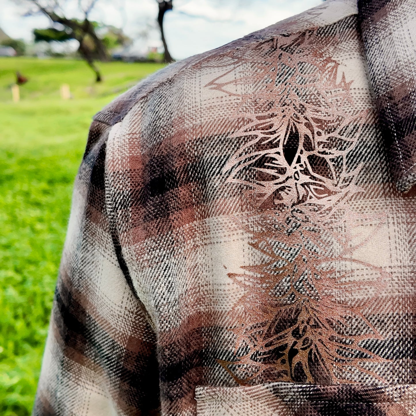 Maile Lei Tan Flannel